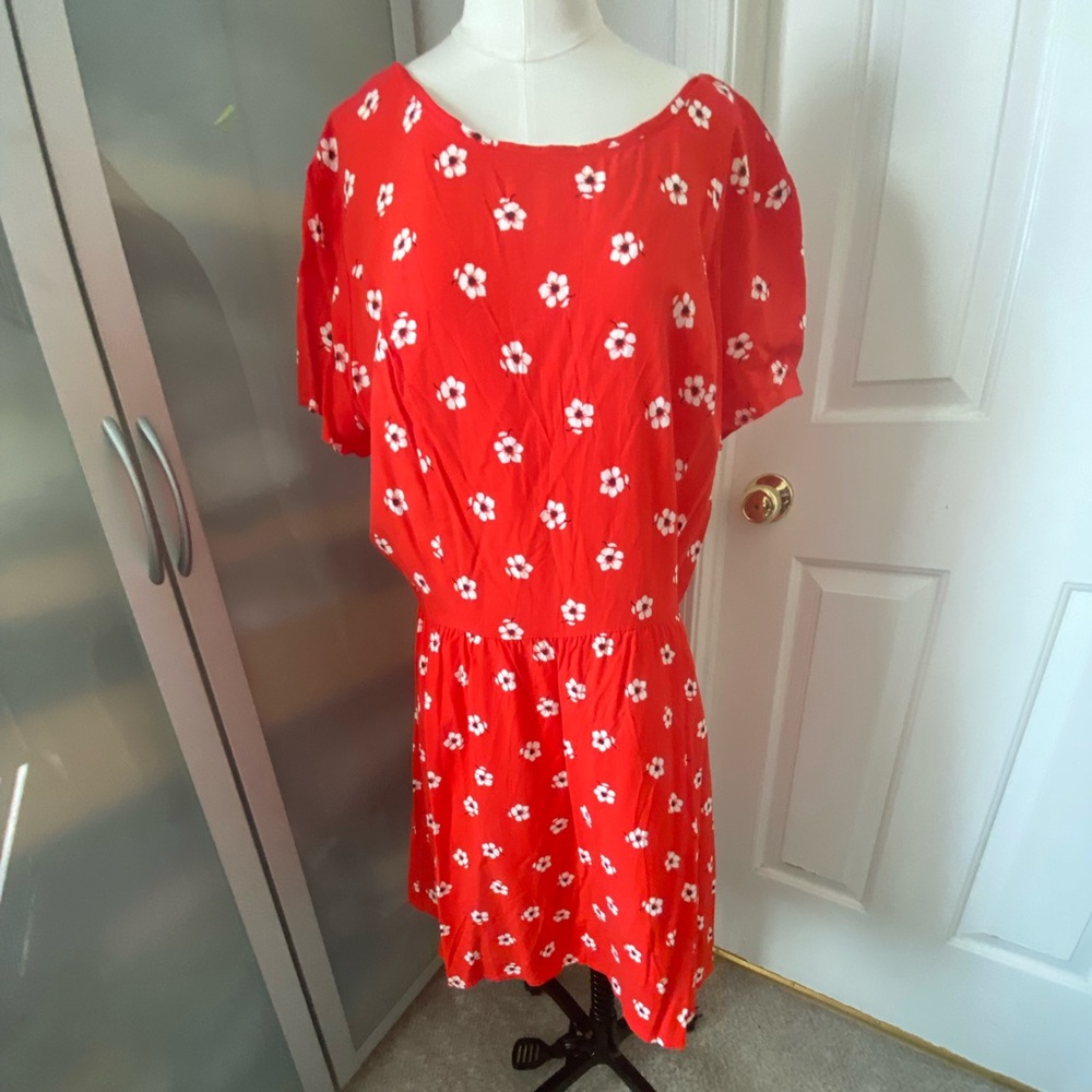 Lovely summer dress by GAP.